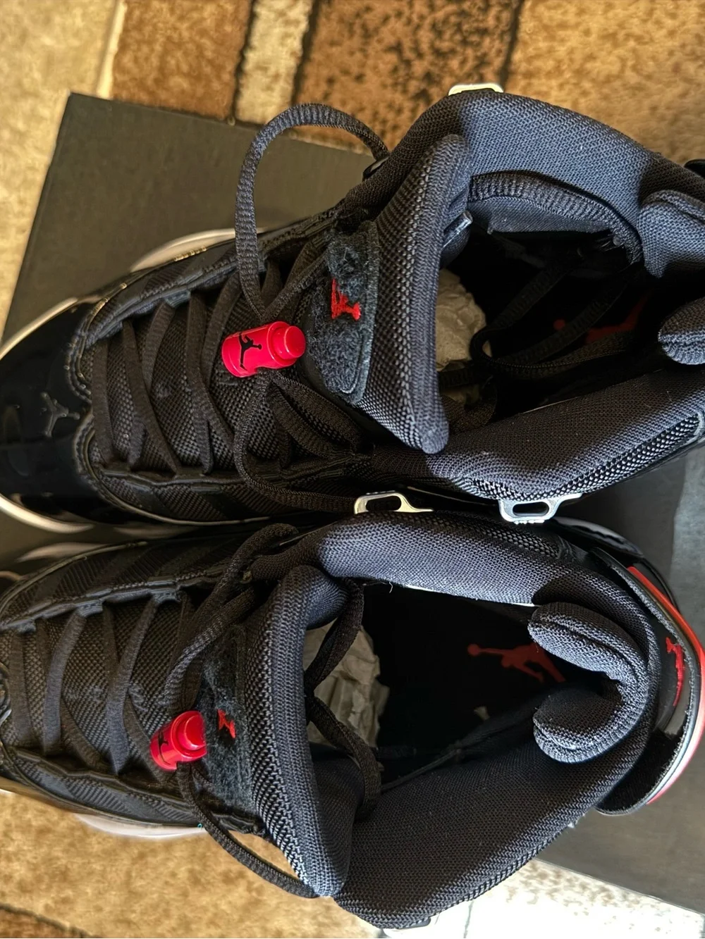 Air Jordan 6 Rings Black/White Men’s Sneakers (Men’s Size: 8.5)